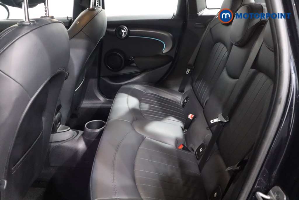 Mini Hatchback Cooper Exclusive Manual Petrol Hatchback - Stock Number (1596257) - 5th supplementary image