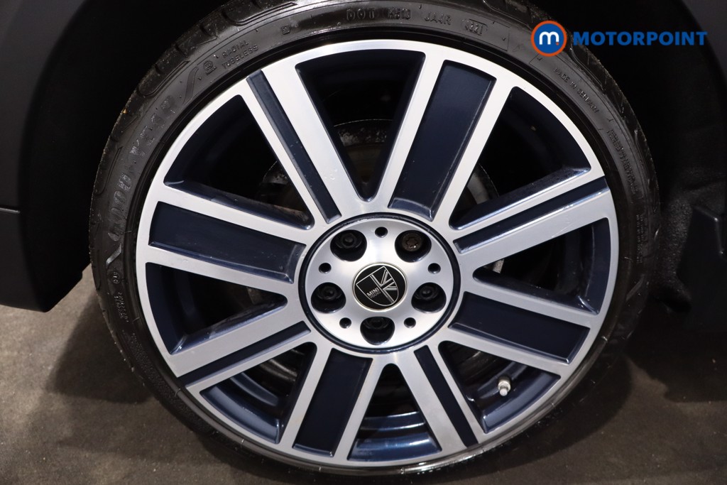 Mini Hatchback Cooper Exclusive Manual Petrol Hatchback - Stock Number (1596257) - 9th supplementary image