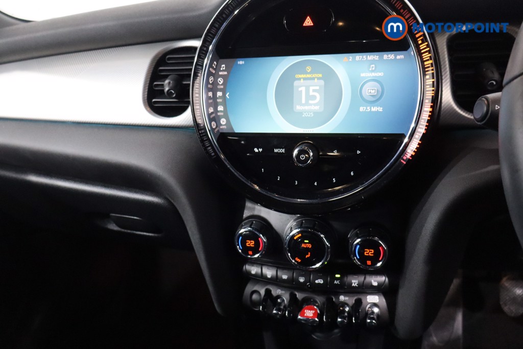 Mini Hatchback Cooper Exclusive Manual Petrol Hatchback - Stock Number (1596257) - 15th supplementary image