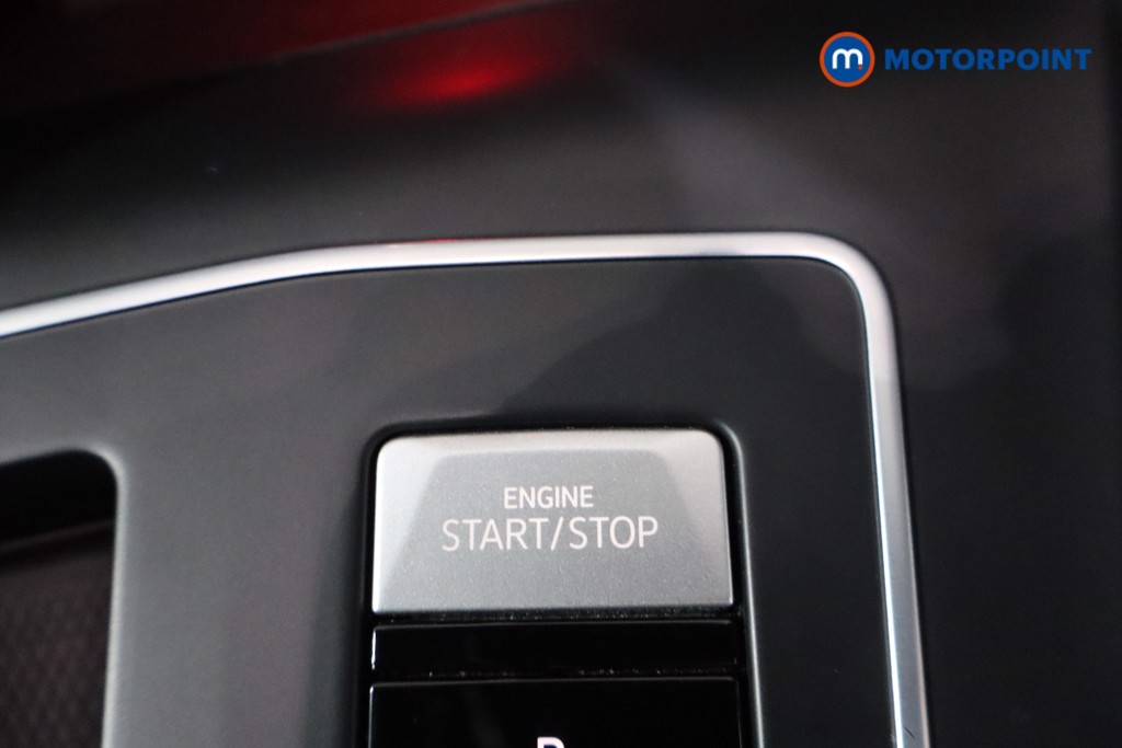 Volkswagen Golf R-Line Automatic Petrol Hatchback - Stock Number (1596383) - 13th supplementary image