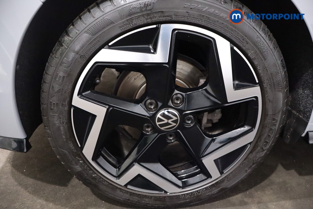 Volkswagen Golf R-Line Automatic Petrol Hatchback - Stock Number (1596421) - 9th supplementary image