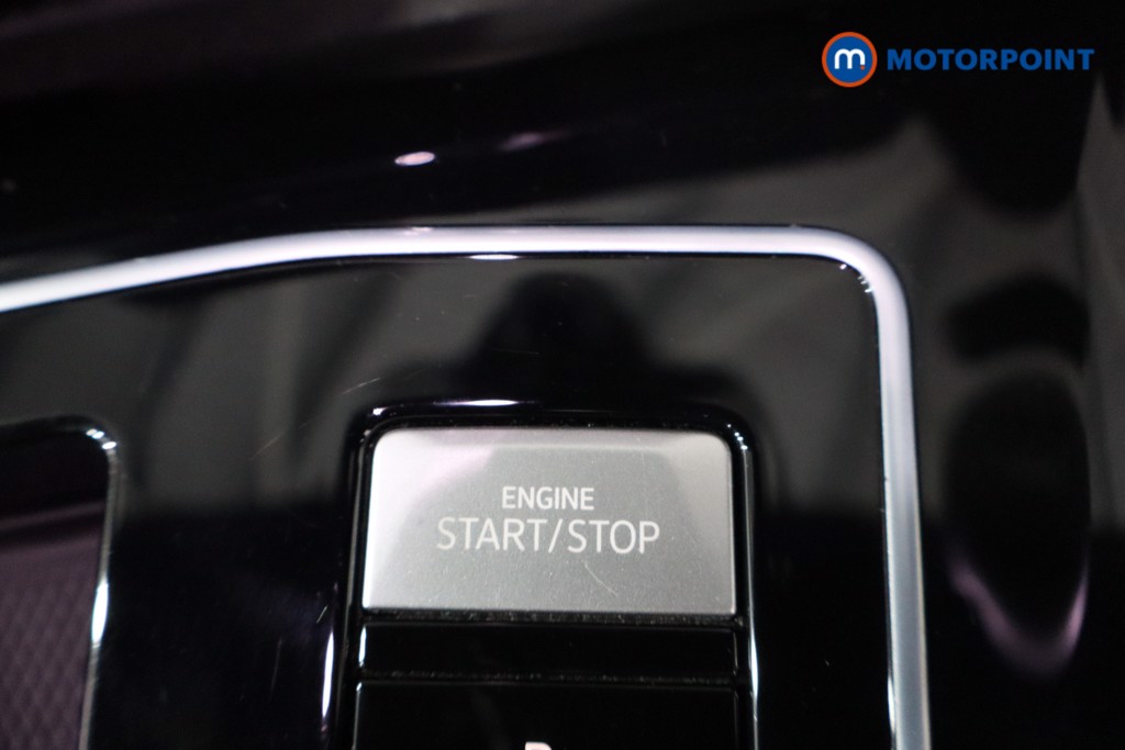 Volkswagen Golf R-Line Automatic Petrol Hatchback - Stock Number (1596421) - 13th supplementary image