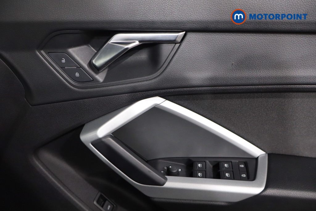 Audi Q3 Technik Manual Petrol SUV - Stock Number (1596793) - 22nd supplementary image