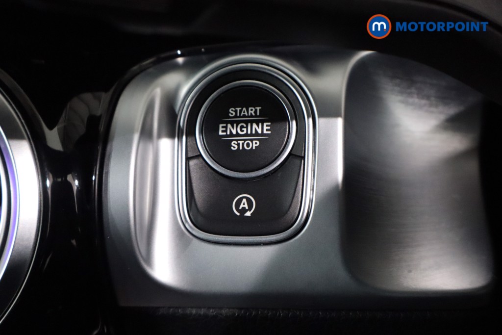 Mercedes-Benz GLB Amg Line Automatic Petrol SUV - Stock Number (1597133) - 13th supplementary image