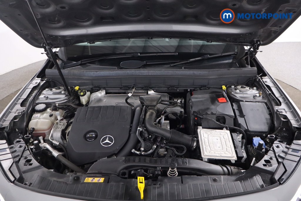 Mercedes-Benz GLB Amg Line Automatic Petrol SUV - Stock Number (1597133) - 33rd supplementary image