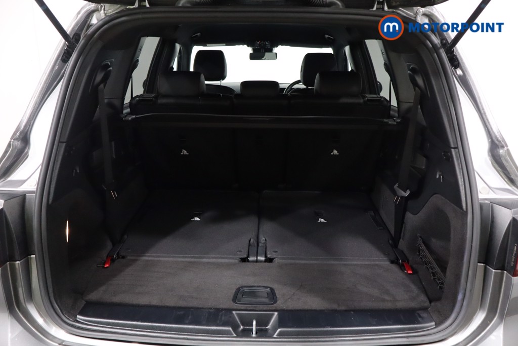 Mercedes-Benz GLB Amg Line Automatic Petrol SUV - Stock Number (1597133) - 39th supplementary image