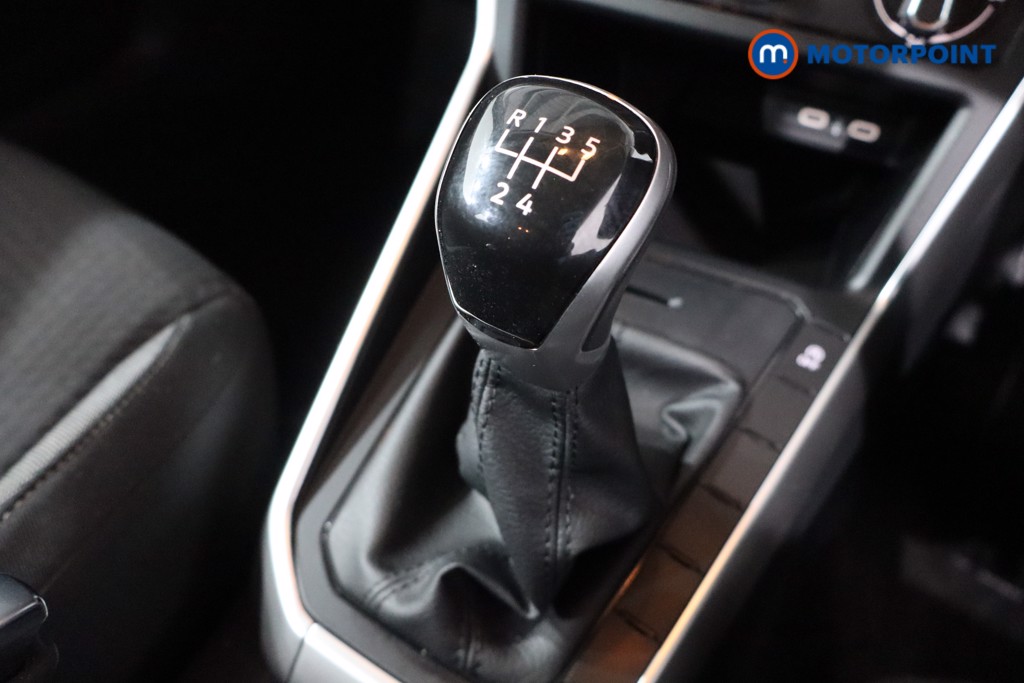 Volkswagen Polo Life Manual Petrol Hatchback - Stock Number (1597217) - 14th supplementary image