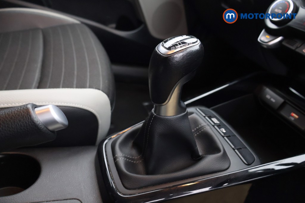 KIA Stonic Connect Manual Petrol SUV - Stock Number (1540028) - 7th supplementary image