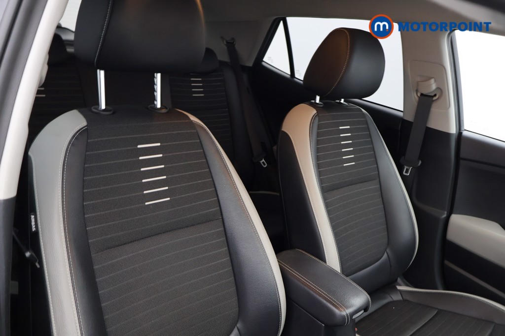 KIA Stonic Connect Manual Petrol SUV - Stock Number (1540028) - 11th supplementary image