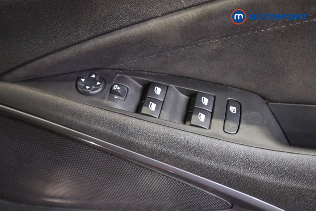 Vauxhall Crossland Ultimate Manual Petrol SUV - Stock Number (1571664) - 12th supplementary image