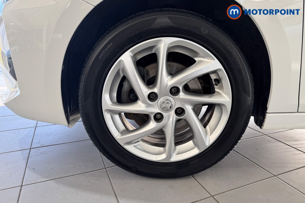 Vauxhall Corsa Sri Nav Manual Petrol Hatchback - Stock Number (1572885) - 1st supplementary image