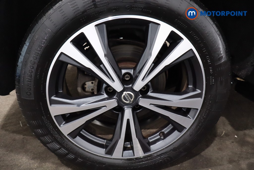 Nissan Qashqai N-Connecta Manual Petrol SUV - Stock Number (1573927) - 9th supplementary image