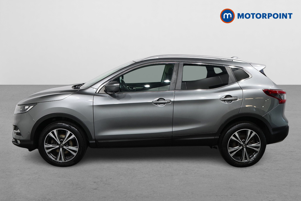 Nissan Qashqai N-Connecta Manual Petrol SUV - Stock Number (1573927) - Passenger side