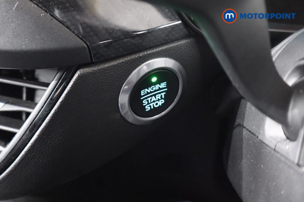 Ford Focus St-Line Manual Petrol Hatchback - Stock Number (1582076) - 7th supplementary image