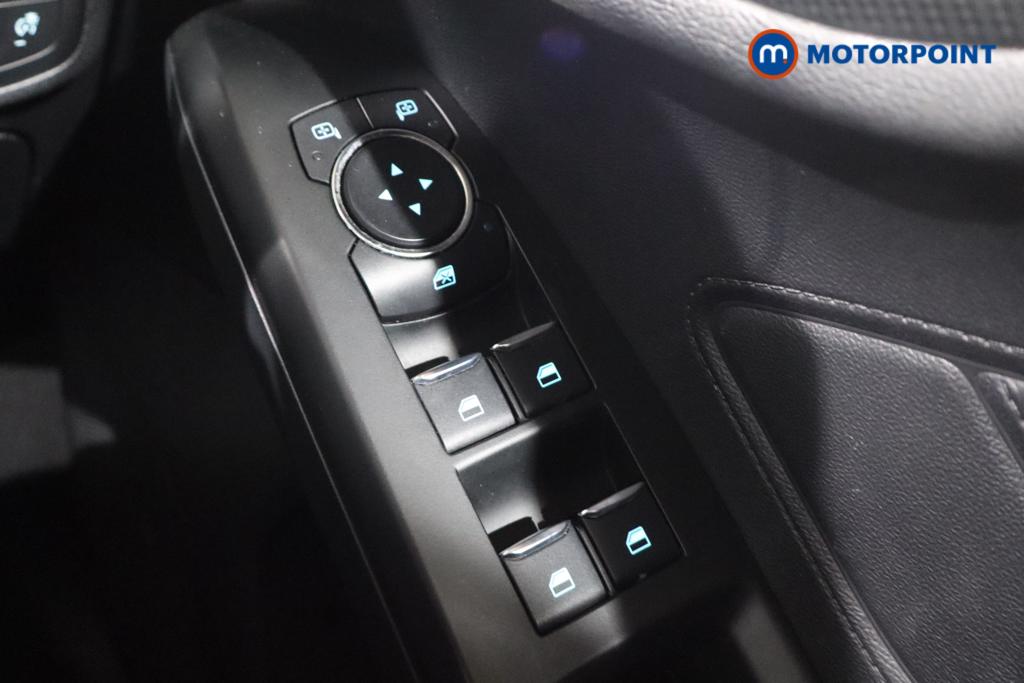 Ford Focus St-Line Manual Petrol Hatchback - Stock Number (1582076) - 11th supplementary image