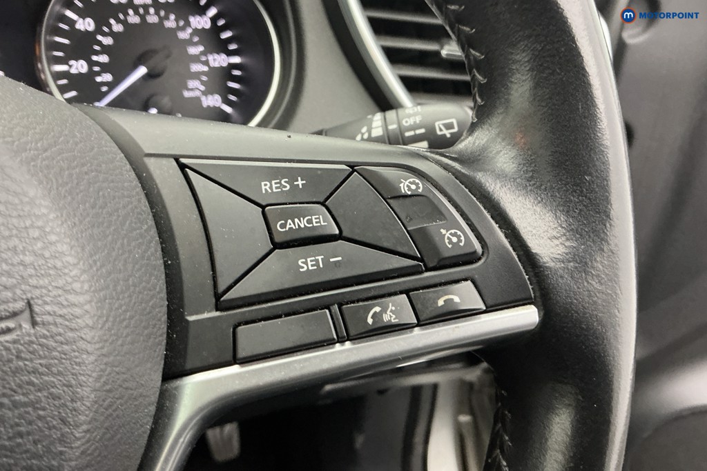 Nissan Qashqai N-Connecta Manual Petrol SUV - Stock Number (1585074) - 18th supplementary image