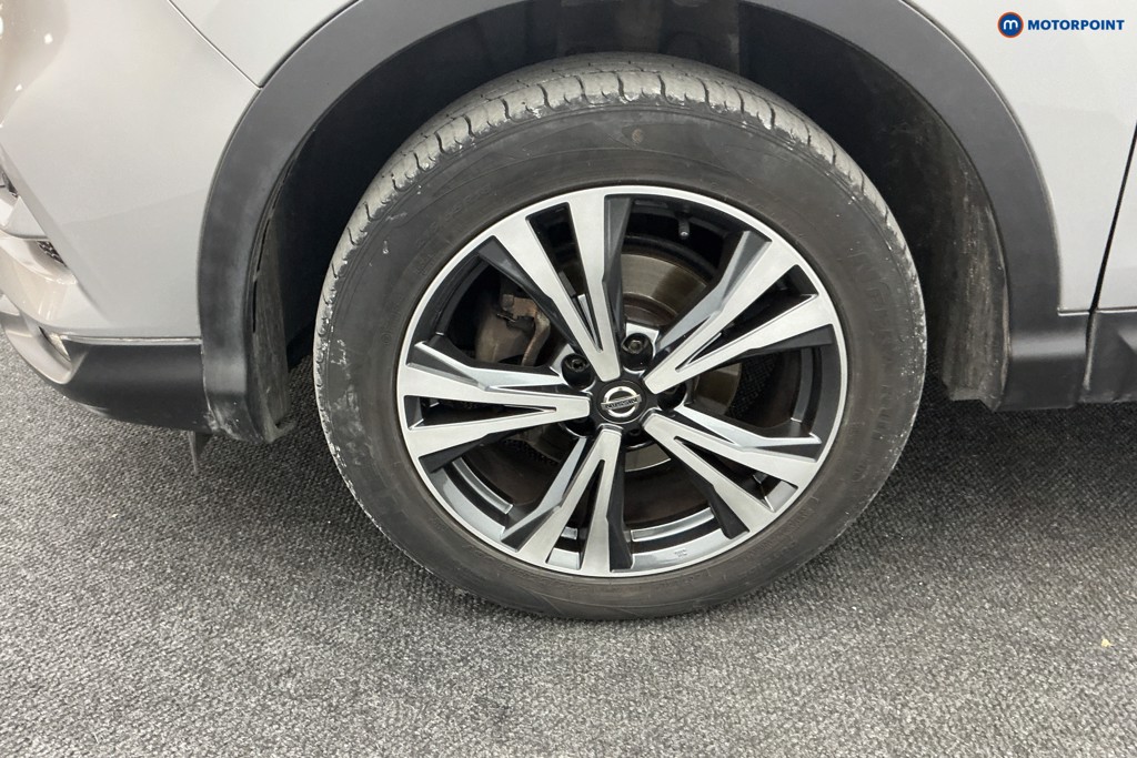 Nissan Qashqai N-Connecta Manual Petrol SUV - Stock Number (1585074) - 34th supplementary image