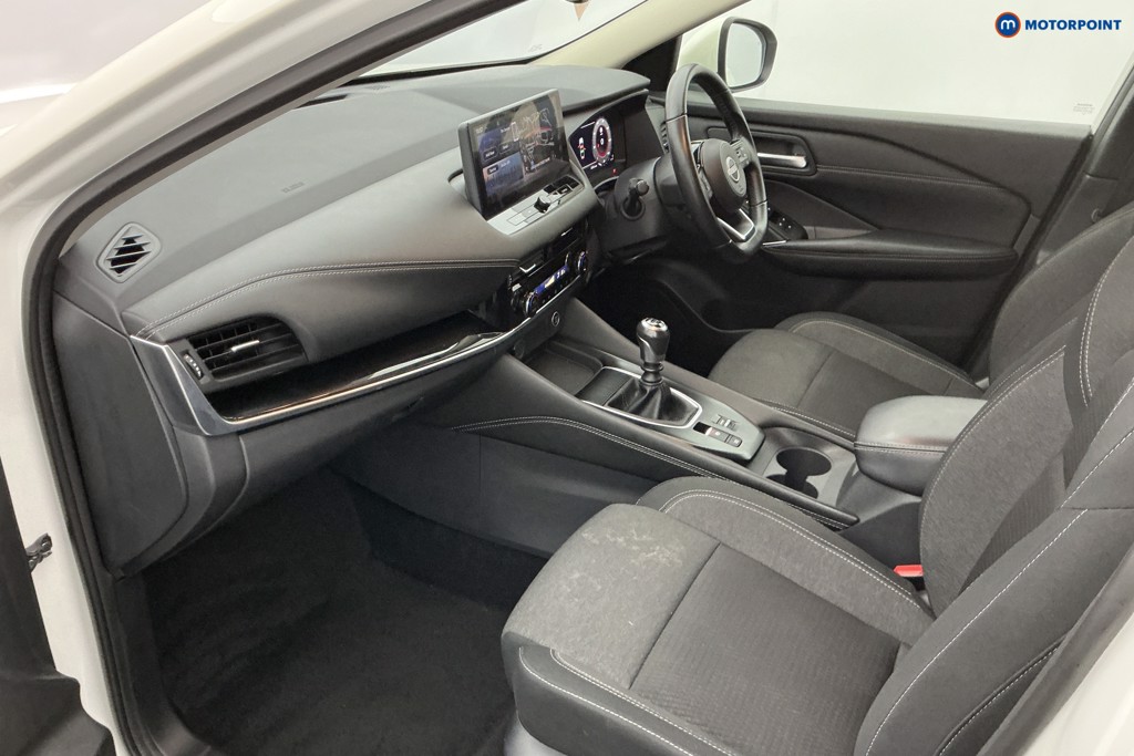 Nissan Qashqai N-Connecta Manual Petrol SUV - Stock Number (1585599) - 8th supplementary image