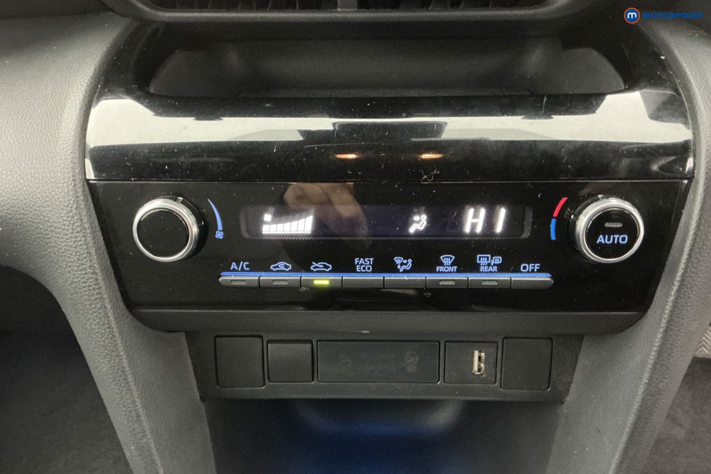 Toyota Yaris Cross Design Automatic Petrol-Electric Hybrid Estate - Stock Number (1586375) - 15th supplementary image