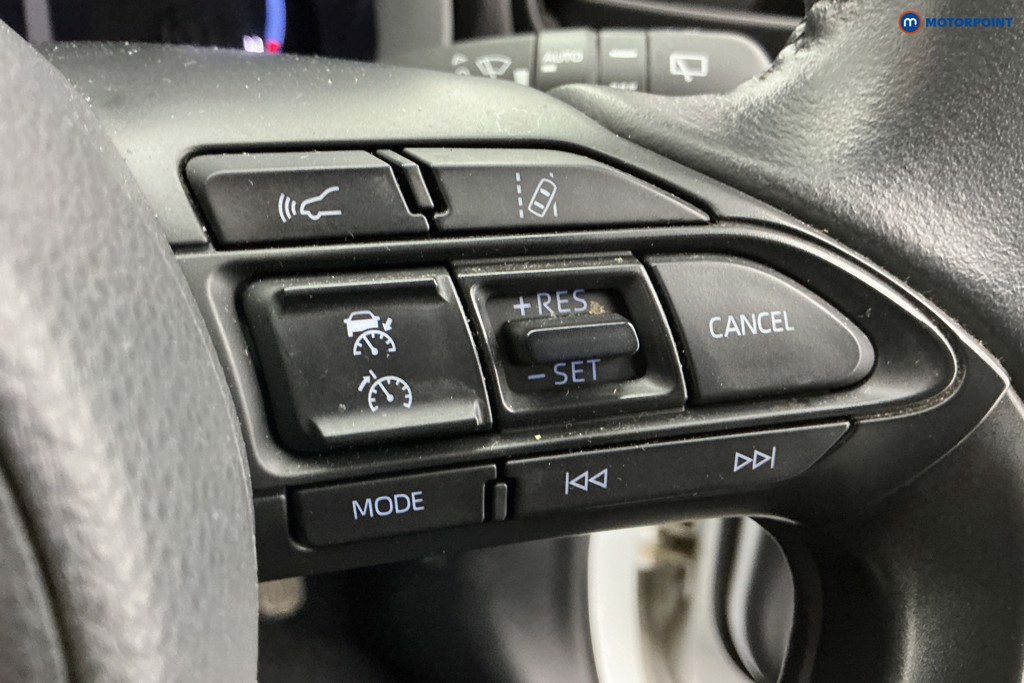 Toyota Yaris Cross Design Automatic Petrol-Electric Hybrid Estate - Stock Number (1586375) - 17th supplementary image