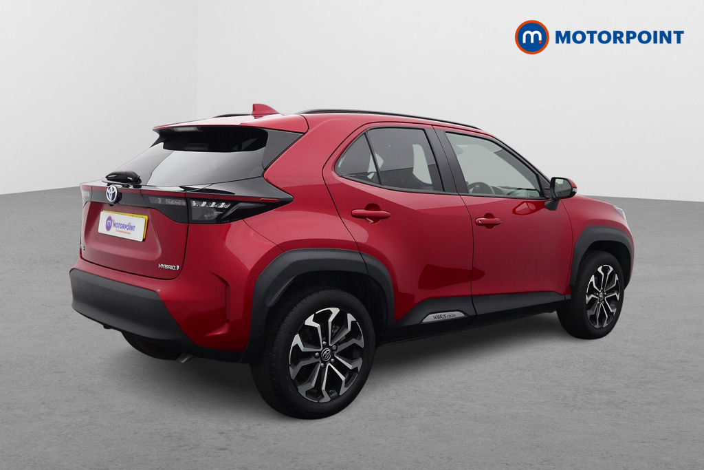 Toyota Yaris Cross Design Manual Petrol-Electric Hybrid Estate - Stock Number (1586402) - Drivers side rear corner