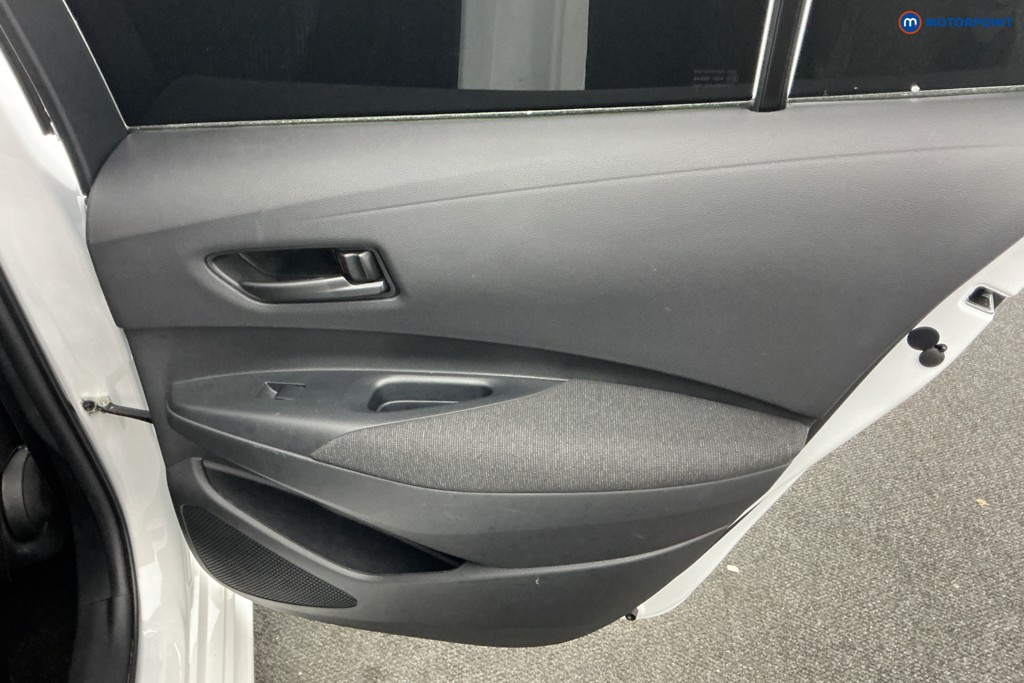 Toyota Corolla Commercial Automatic Petrol-Electric Hybrid Panel Van - Stock Number (1587821) - 21st supplementary image