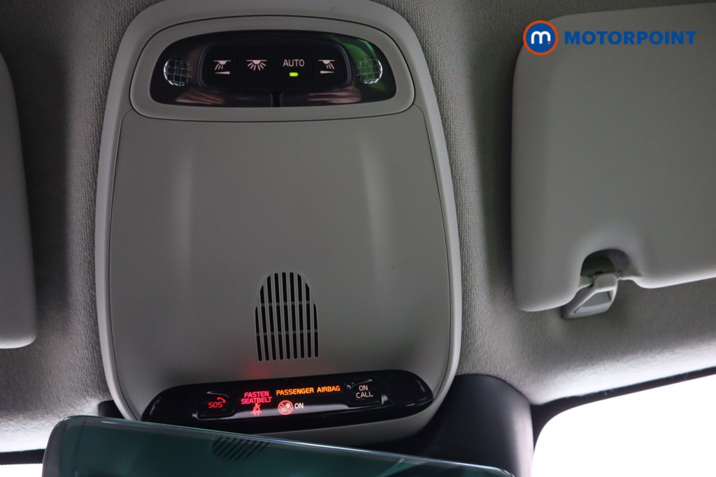 Volvo Xc40 Momentum Manual Petrol SUV - Stock Number (1591381) - 18th supplementary image