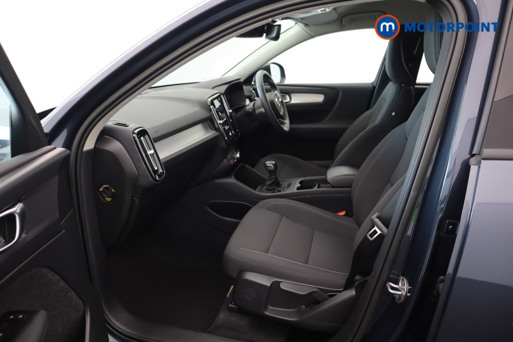 Volvo Xc40 Momentum Manual Petrol SUV - Stock Number (1591381) - 35th supplementary image