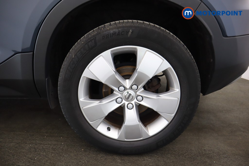 Volvo Xc40 Momentum Manual Petrol SUV - Stock Number (1591381) - 38th supplementary image