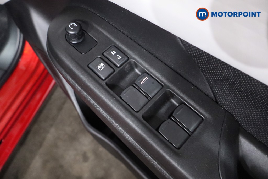 Suzuki Swift Motion Manual Petrol Hatchback - Stock Number (1591633) - 22nd supplementary image