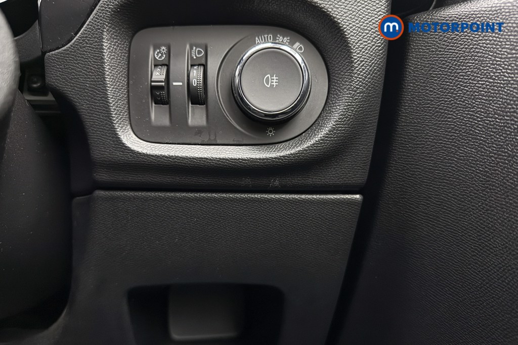 Vauxhall Corsa Design Manual Petrol Hatchback - Stock Number (1591720) - 16th supplementary image