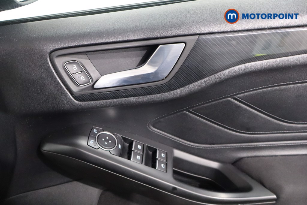 Ford Focus St-Line Manual Petrol Hatchback - Stock Number (1592587) - 21st supplementary image