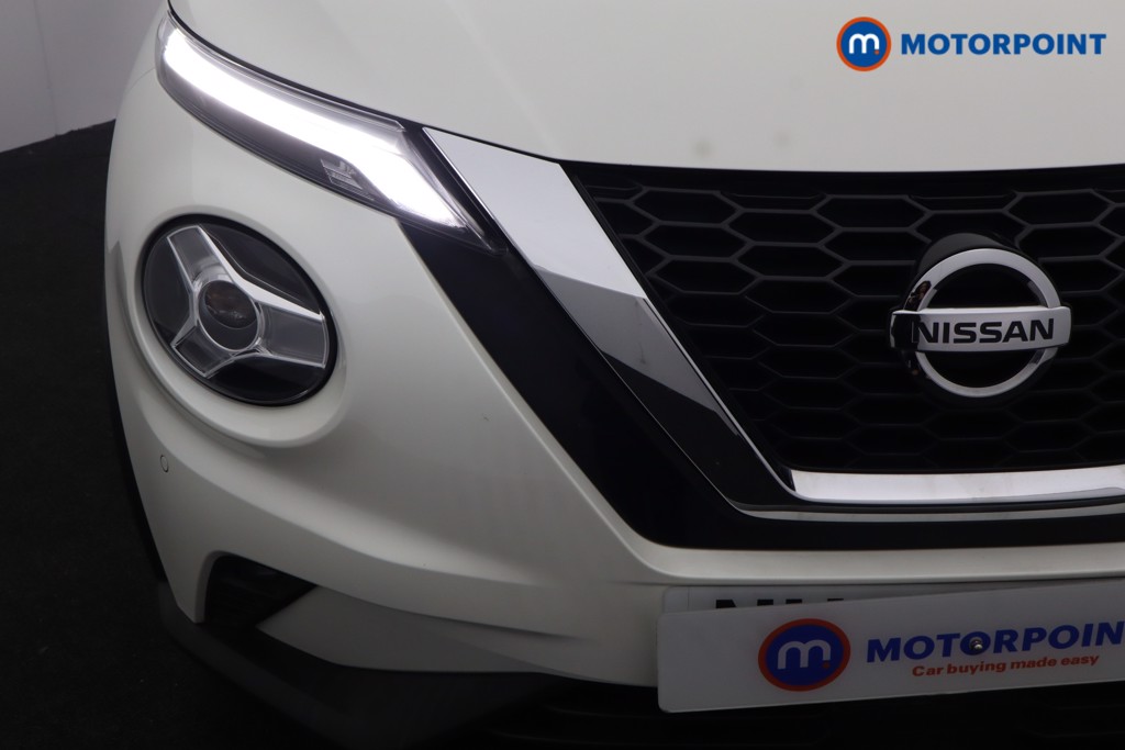Nissan Juke N-Connecta Manual Petrol SUV - Stock Number (1592912) - 24th supplementary image