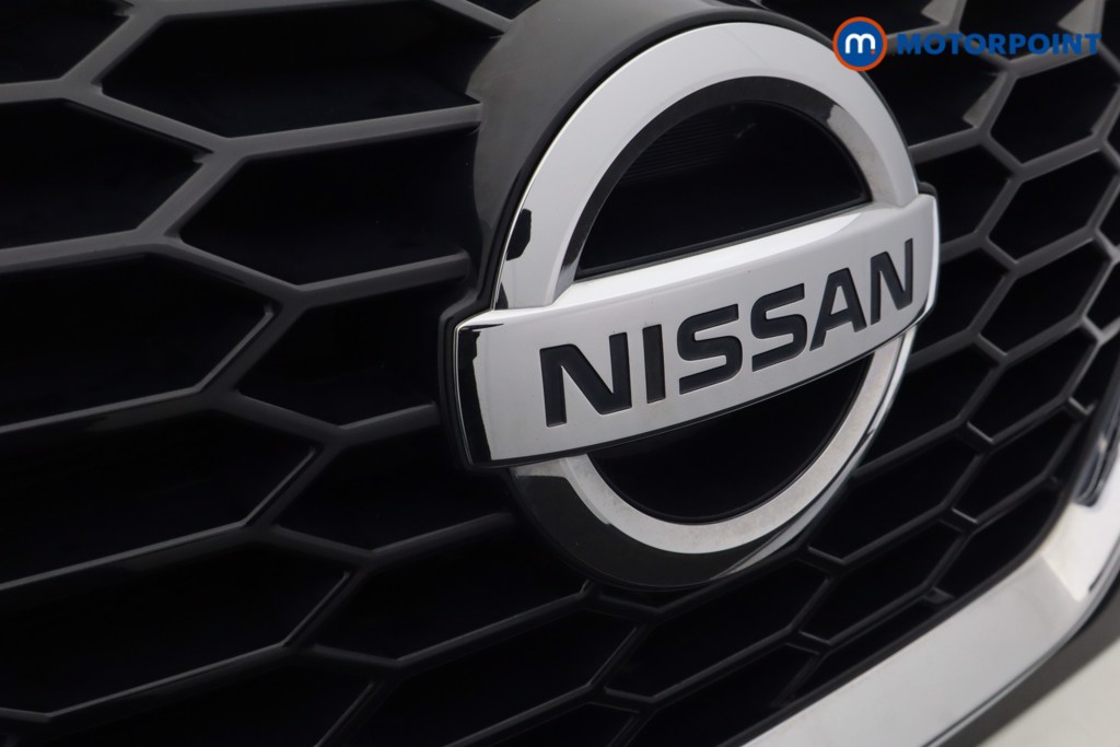 Nissan Juke N-Connecta Manual Petrol SUV - Stock Number (1592912) - 26th supplementary image