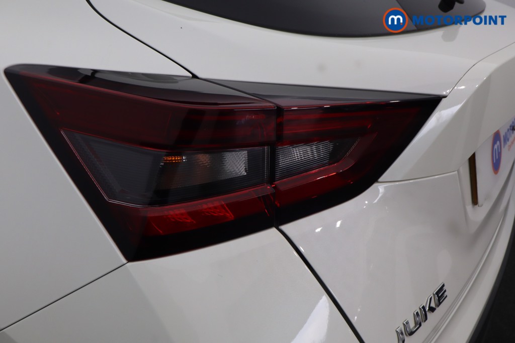 Nissan Juke N-Connecta Manual Petrol SUV - Stock Number (1592912) - 28th supplementary image