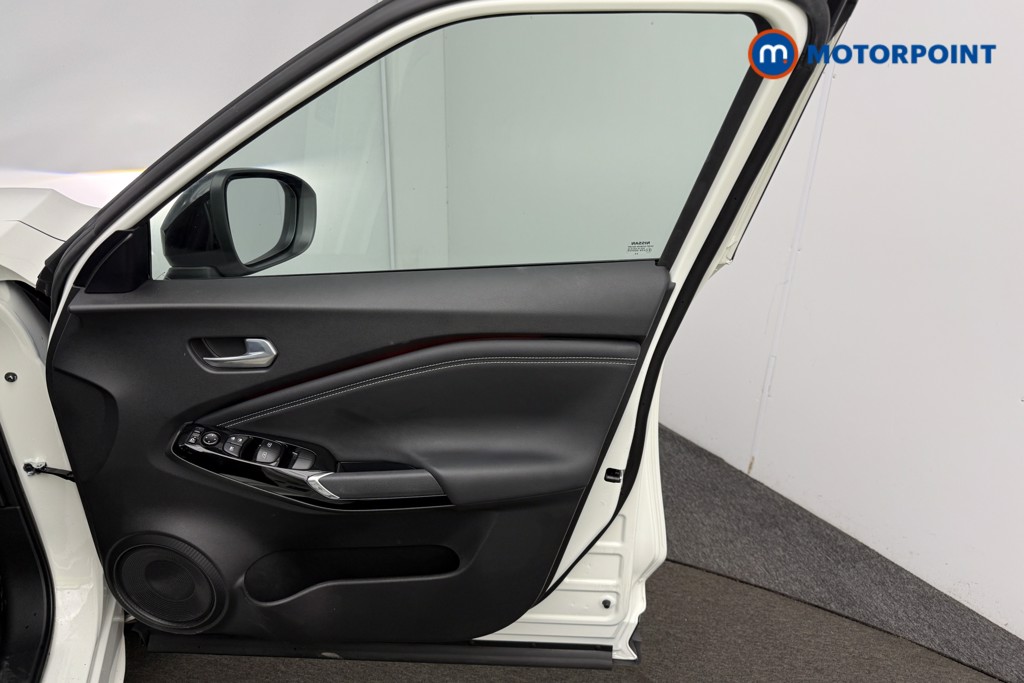 Nissan Juke Tekna Automatic Petrol SUV - Stock Number (1592988) - 20th supplementary image