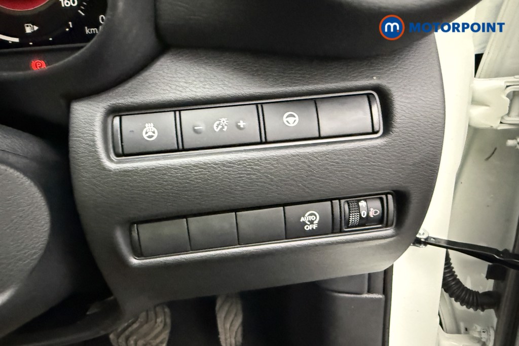 Nissan Juke Tekna Automatic Petrol SUV - Stock Number (1592988) - 22nd supplementary image