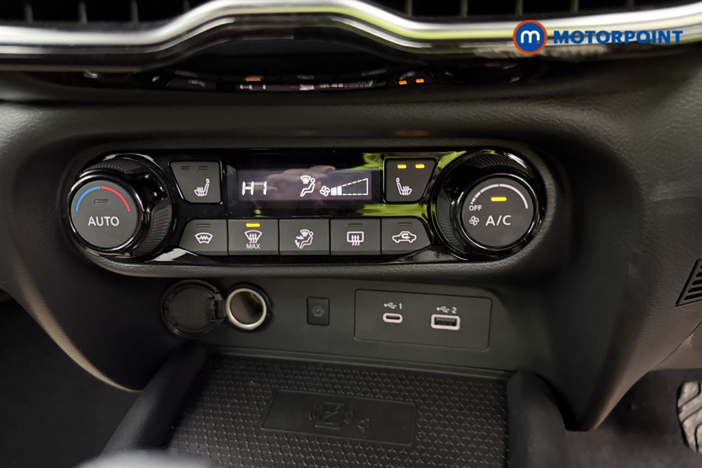 Nissan Juke Tekna Automatic Petrol SUV - Stock Number (1592988) - 28th supplementary image