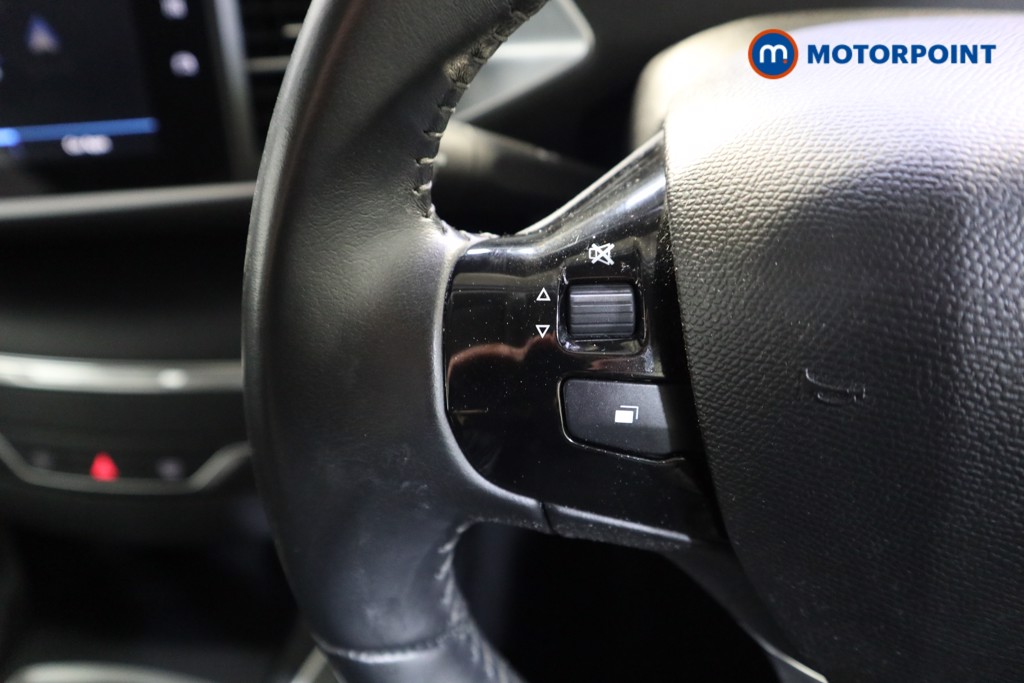 Peugeot 308 Allure Manual Petrol Hatchback - Stock Number (1593877) - 3rd supplementary image