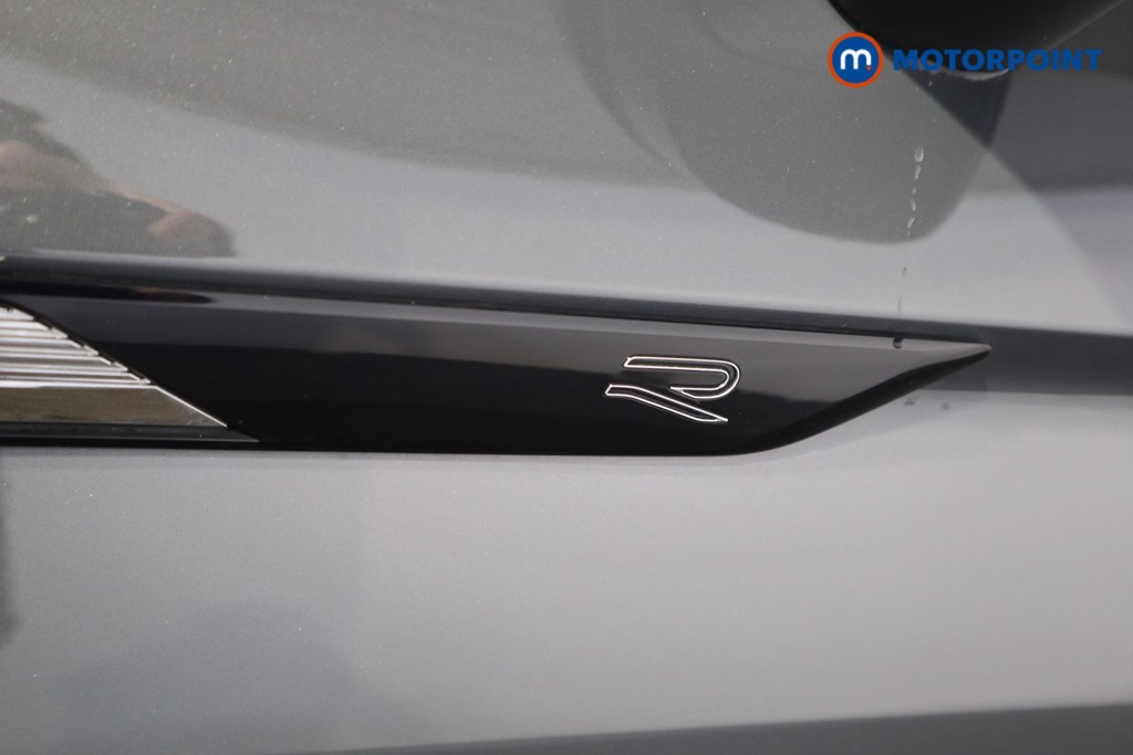 Volkswagen Tiguan R-Line Automatic Petrol SUV - Stock Number (1594065) - 35th supplementary image
