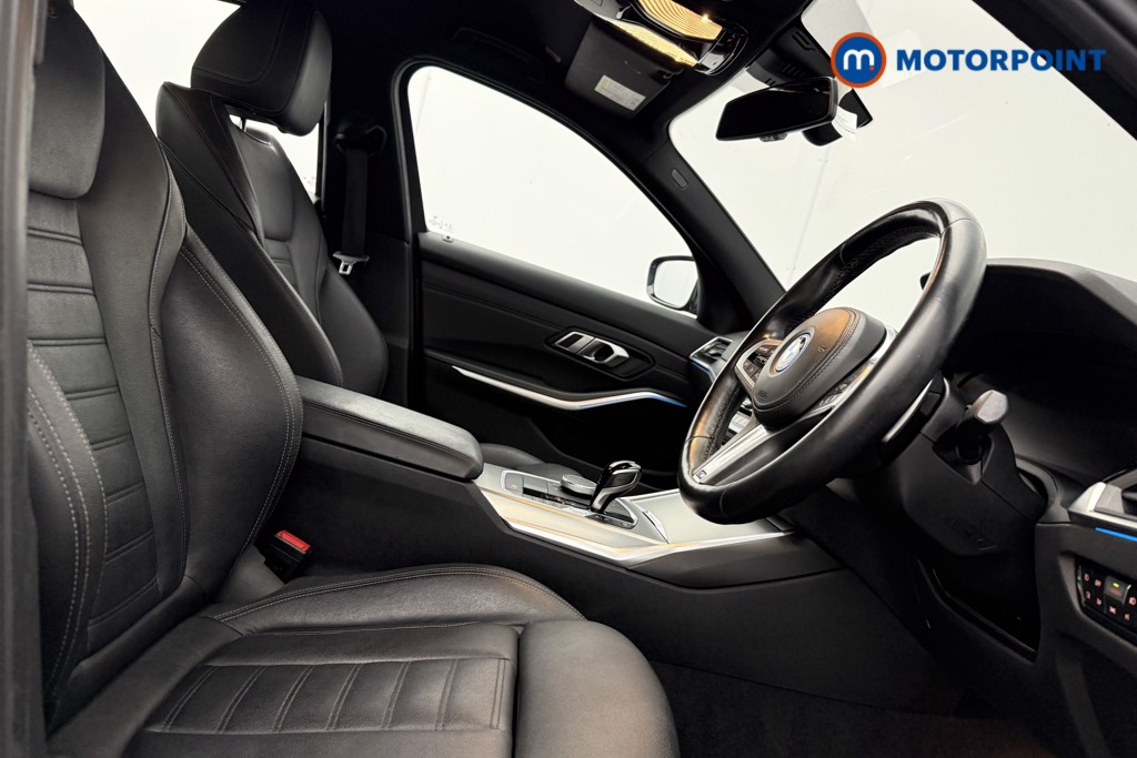 BMW 3 Series M Sport Automatic Petrol Plug-In Hybrid Saloon - Stock Number (1594070) - 8th supplementary image