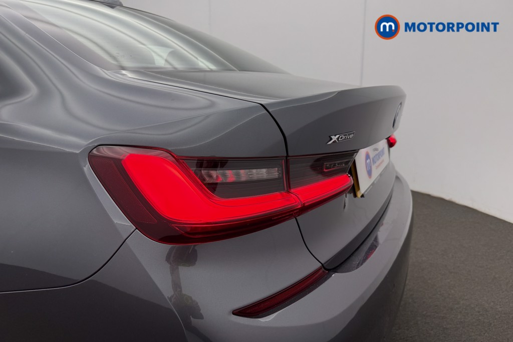 BMW 3 Series M Sport Automatic Petrol Plug-In Hybrid Saloon - Stock Number (1594070) - 28th supplementary image