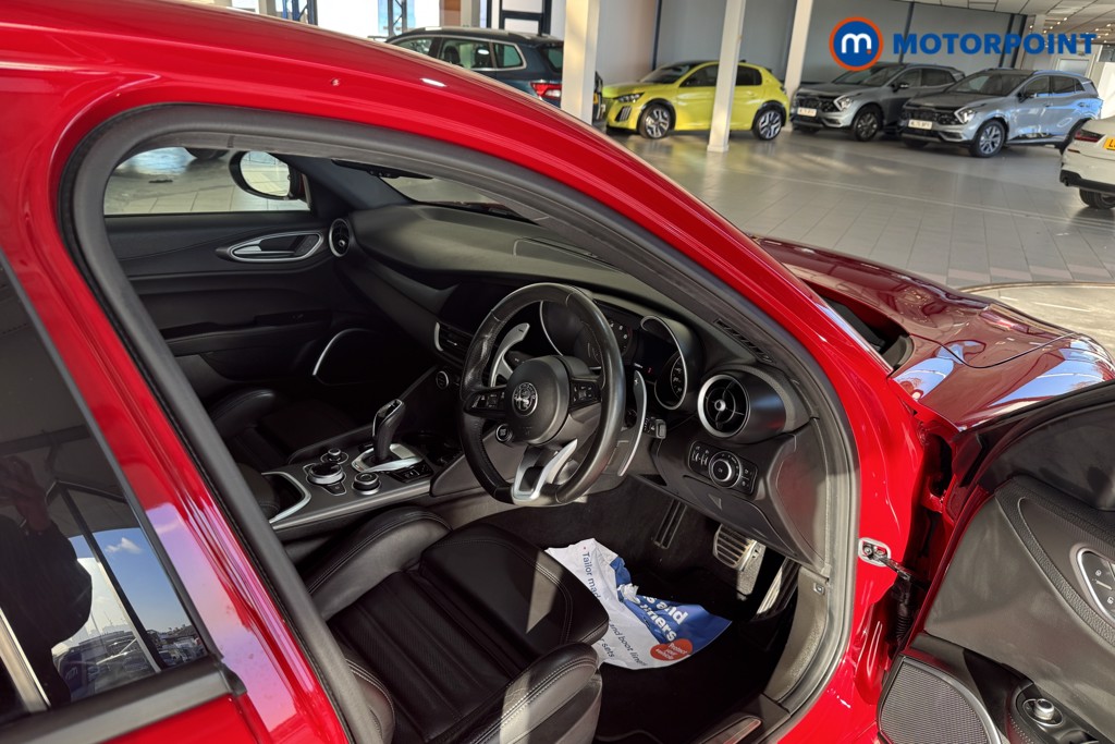 Alfa Romeo Giulia Veloce Automatic Petrol Saloon - Stock Number (1594264) - 5th supplementary image