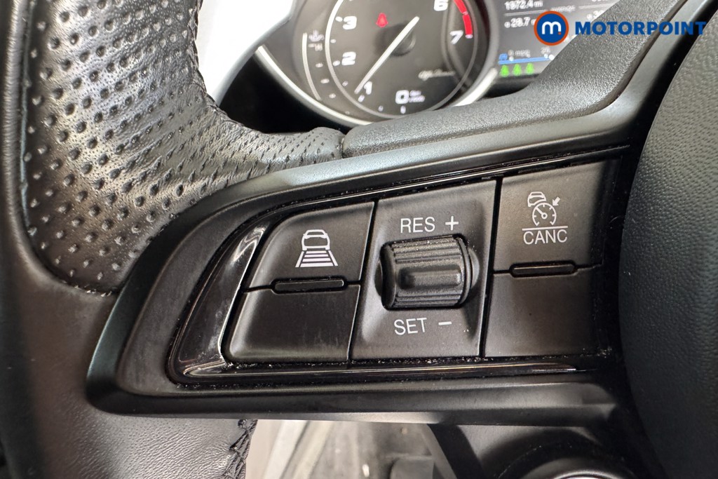 Alfa Romeo Giulia Veloce Automatic Petrol Saloon - Stock Number (1594264) - 11th supplementary image