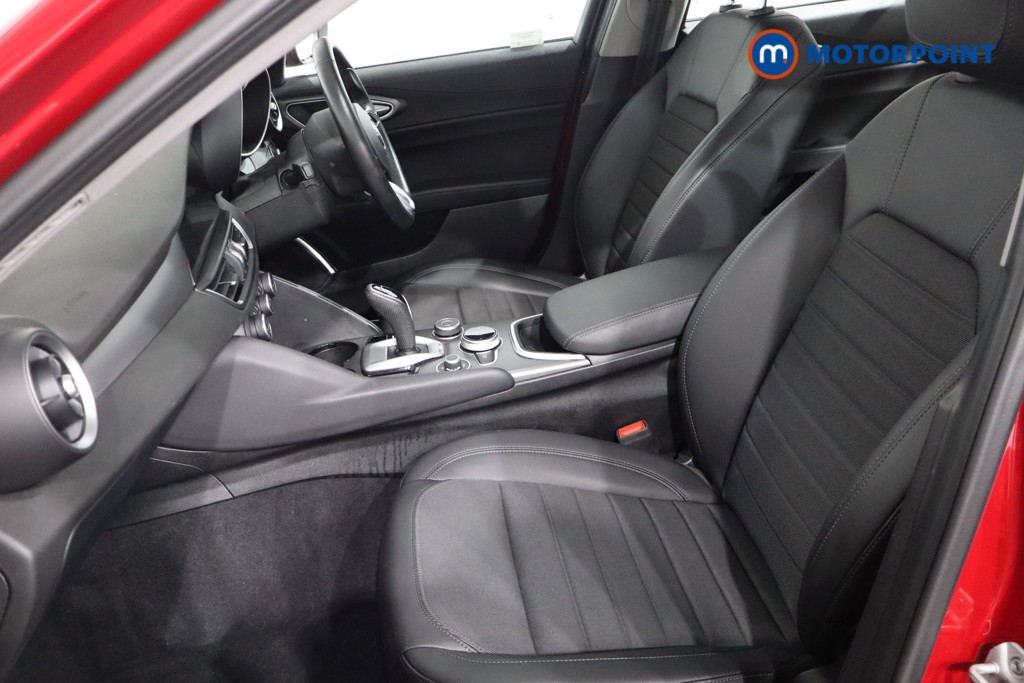 Alfa Romeo Giulia Sprint Automatic Petrol Saloon - Stock Number (1594302) - 4th supplementary image