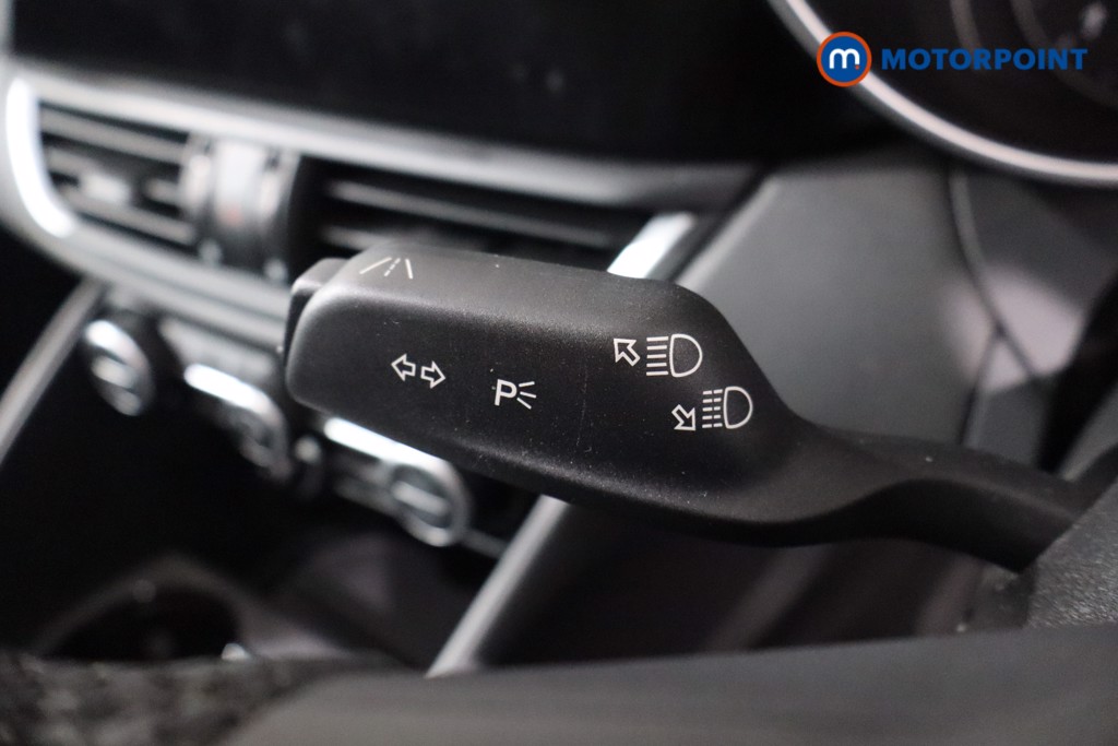 Alfa Romeo Giulia Sprint Automatic Petrol Saloon - Stock Number (1594302) - 19th supplementary image