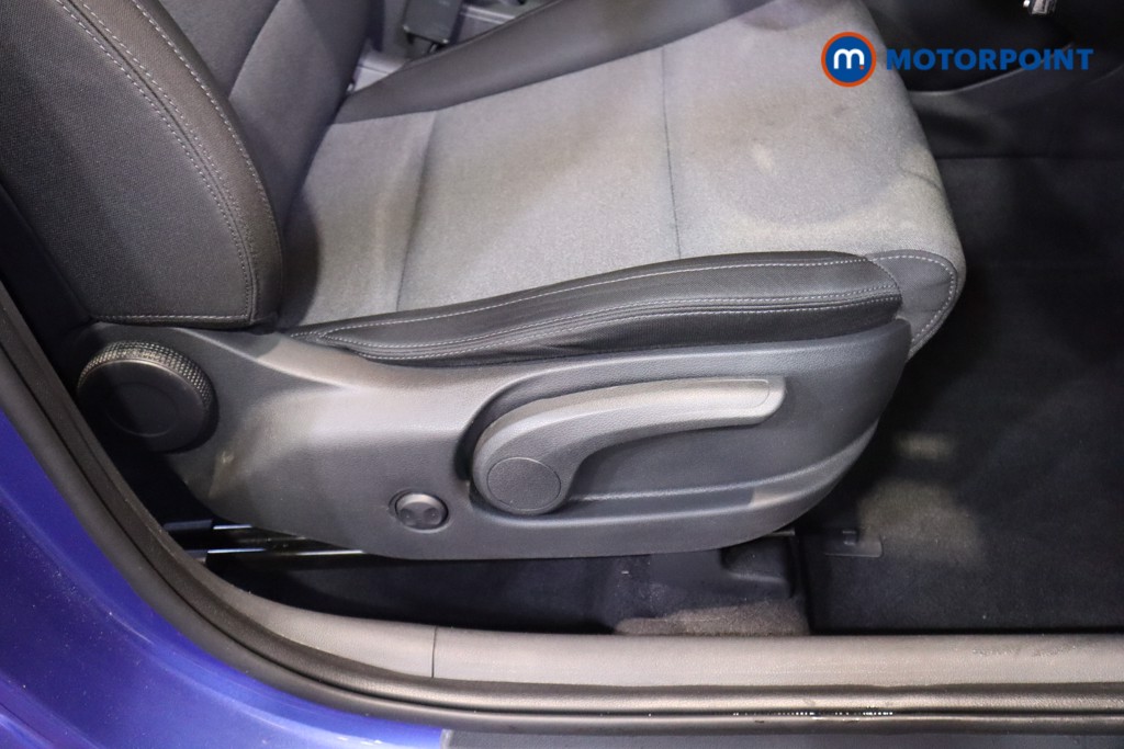 Hyundai Tucson Se Nav Manual Petrol SUV - Stock Number (1594949) - 16th supplementary image