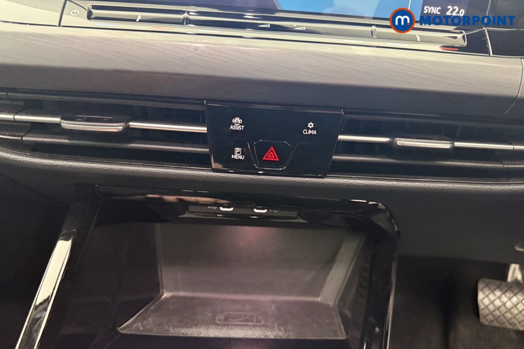 Volkswagen Golf Style Automatic Petrol Hatchback - Stock Number (1595008) - 18th supplementary image