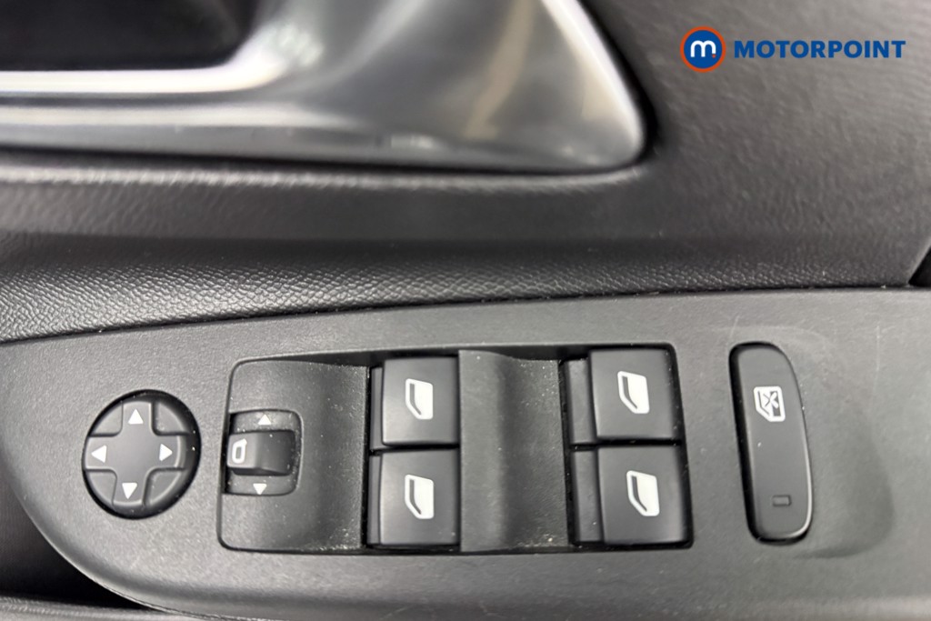 Vauxhall Corsa Design Automatic Petrol Hatchback - Stock Number (1595058) - 17th supplementary image