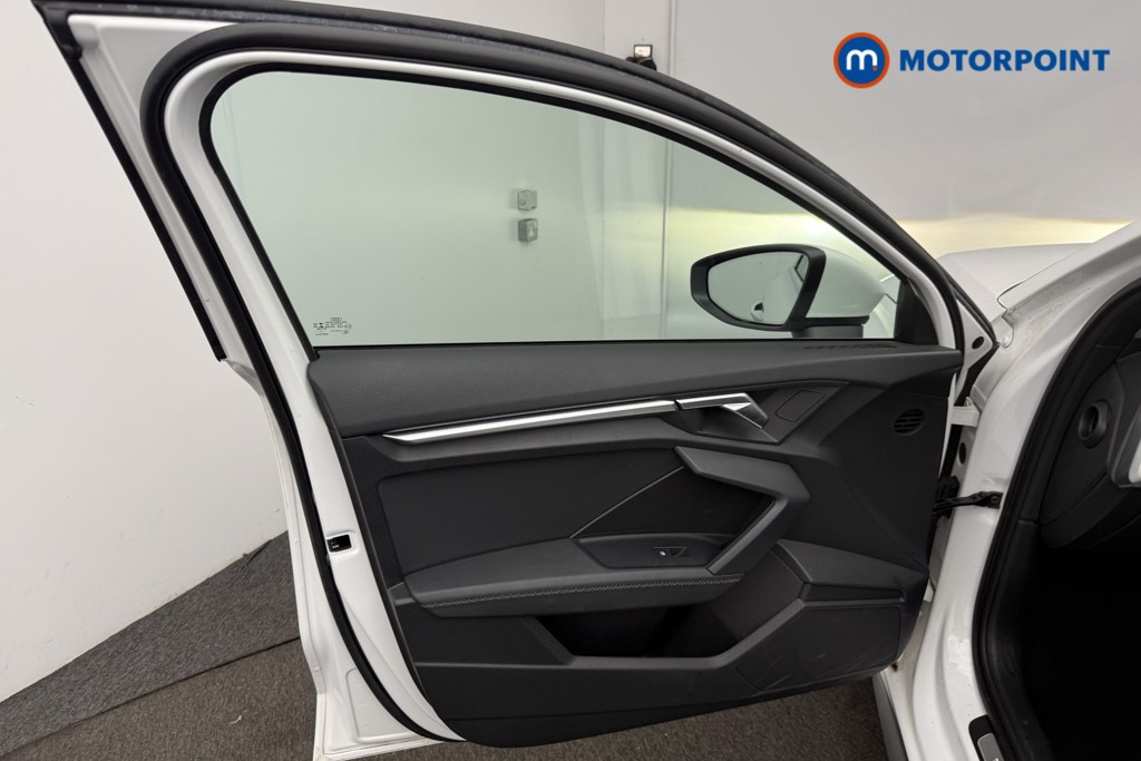 Audi A3 S Line Manual Petrol Hatchback - Stock Number (1595149) - 4th supplementary image